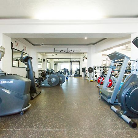 Royal Villas Resort Mazatlan Bagian luar foto The gym at the hotel