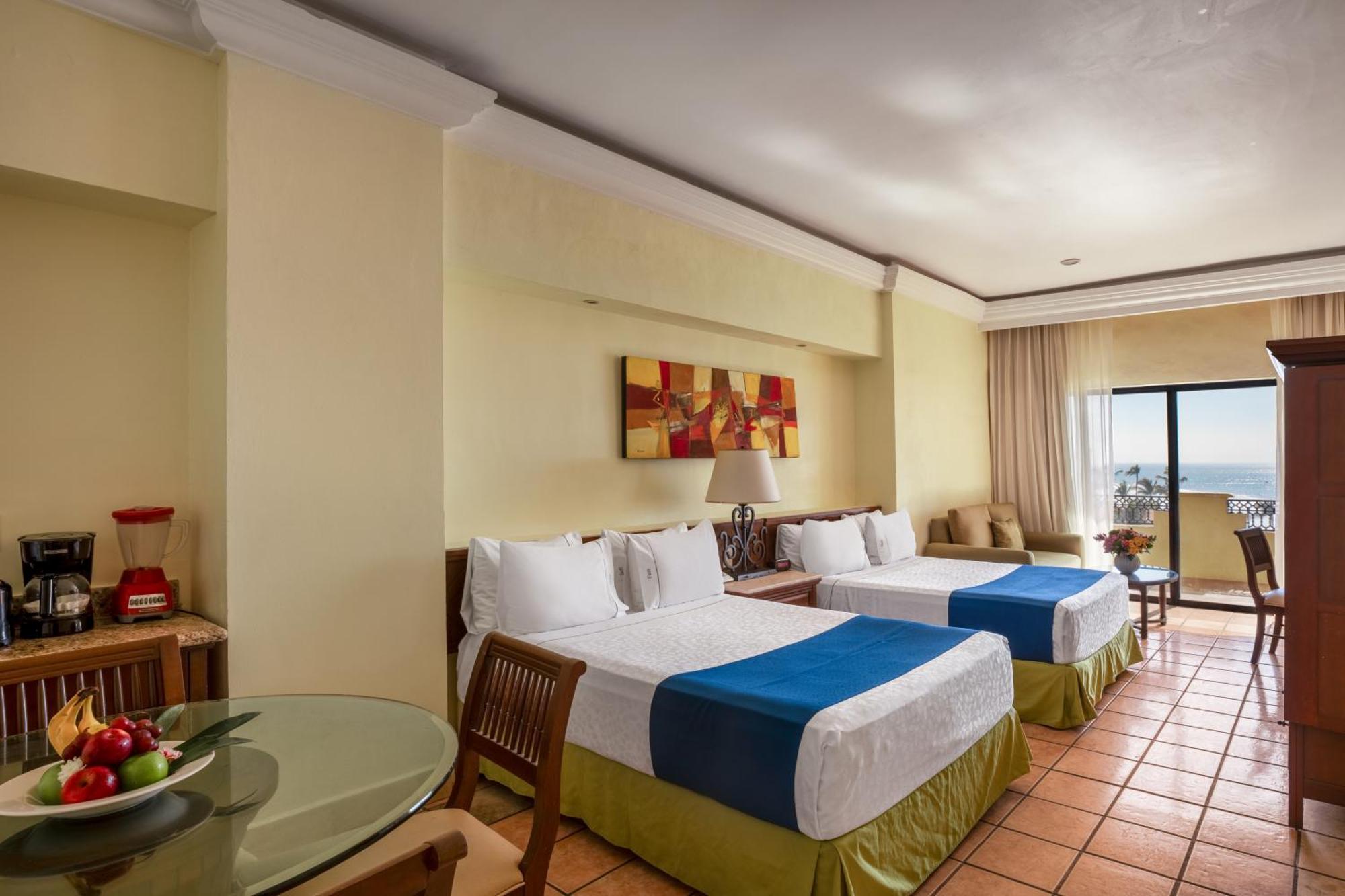 Royal Villas Resort Mazatlan Bagian luar foto A typical room at the hotel