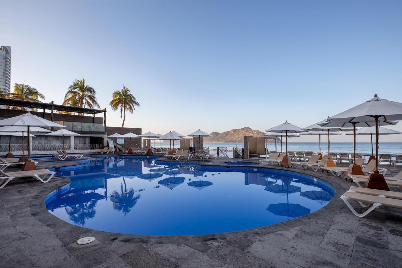 Royal Villas Resort Mazatlan Bagian luar foto